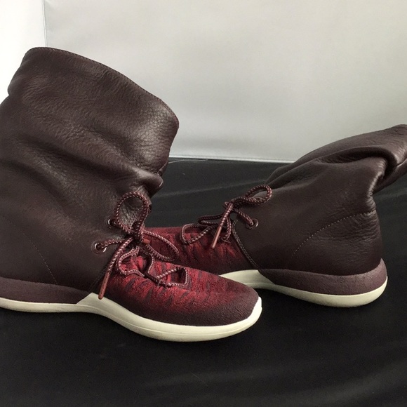 Nike Roche Hi Flyknit Boots 7 - Picture 4 of 5